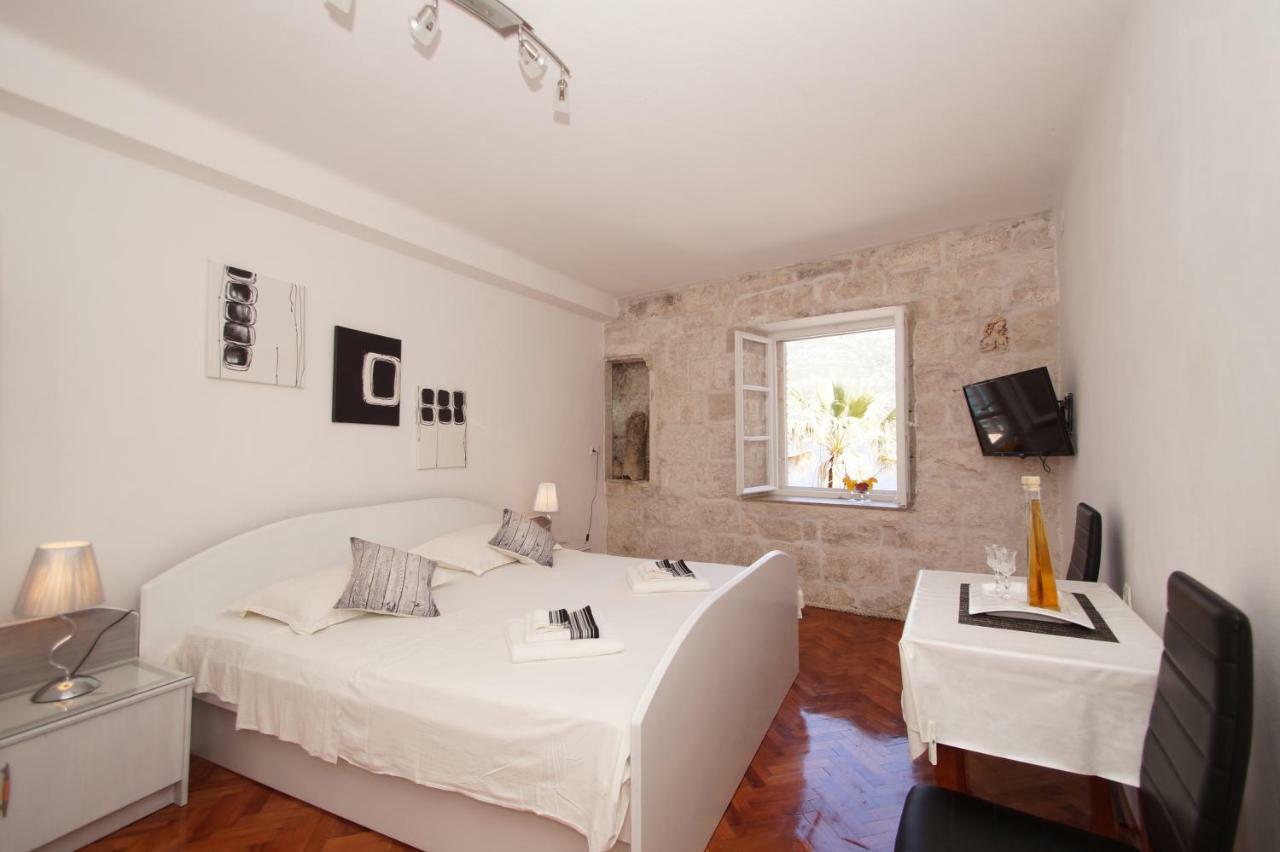 Guest House Holiday Korčula Buitenkant foto