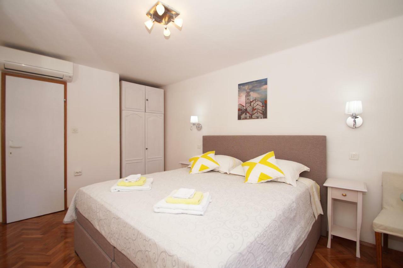 Guest House Holiday Korčula Buitenkant foto